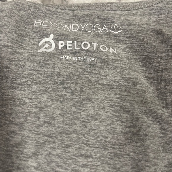 Beyond Yoga" Peloton Crop Tank - Picture 14 of 14